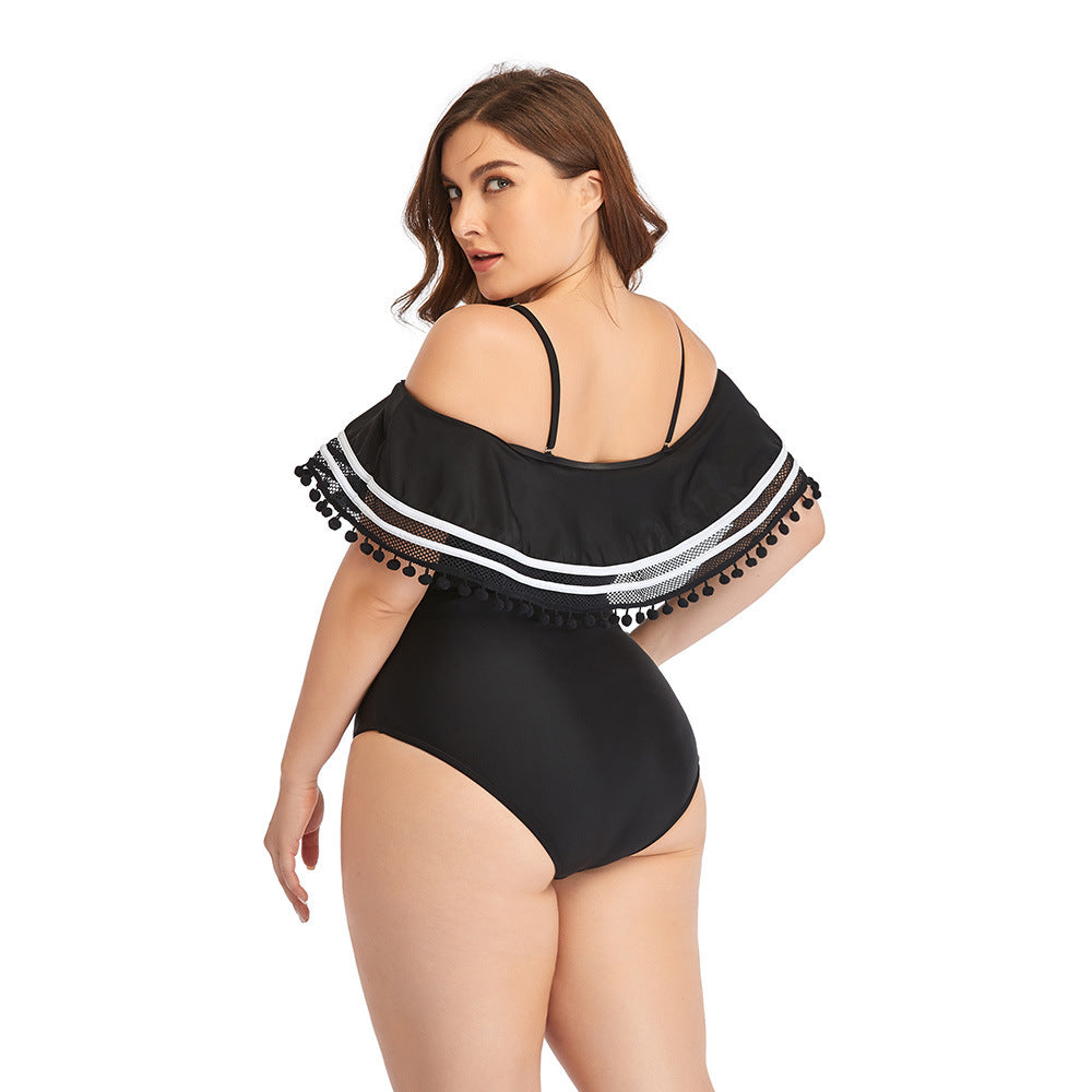 Maillot de bain 1 pièce noire à encolure droite et volants